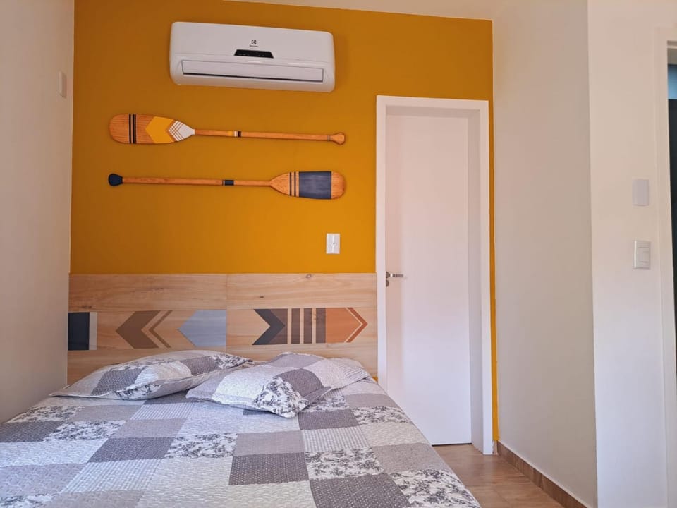 Bed, air conditioner