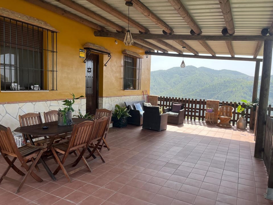 Mirador Del Burro Chalet in Andalusia