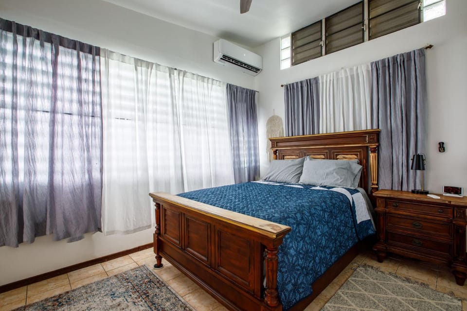Rainforest Retreat 15 min from the beach House in Fajardo