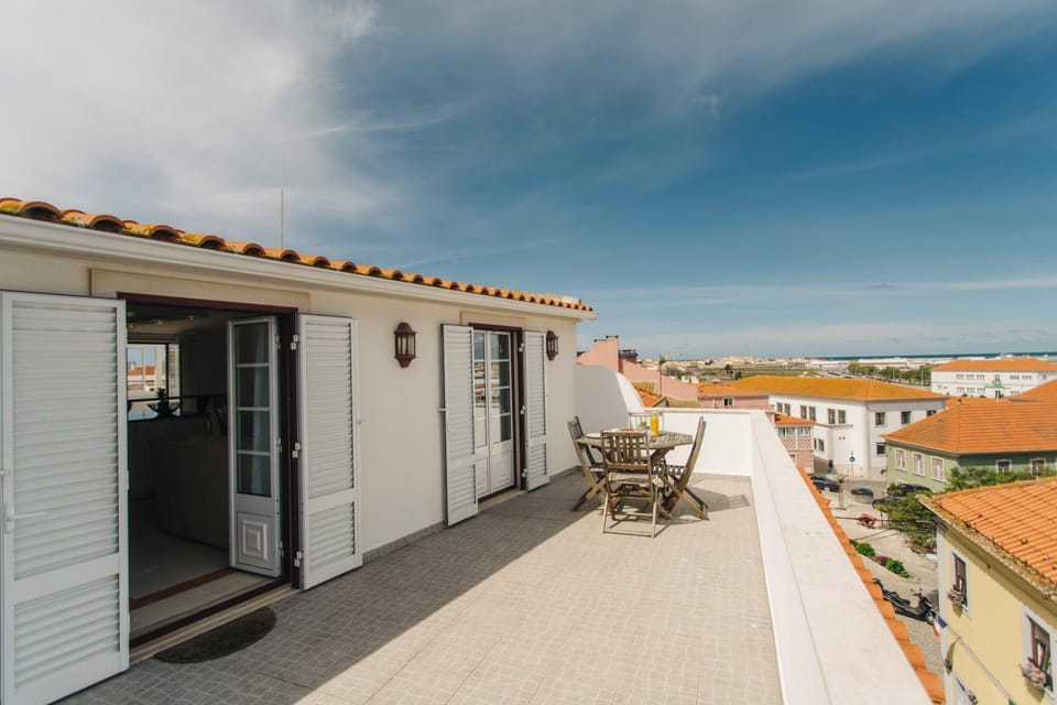 View (from property/room), Balcony/Terrace