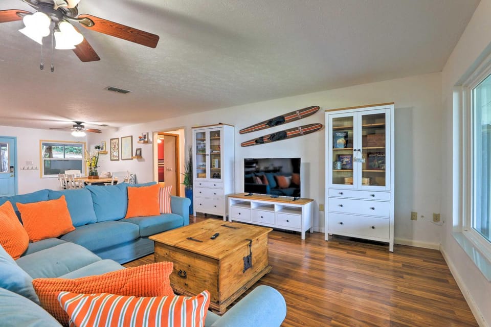 Lakefront Babson Park Escape: Pet Friendly! House in Osceola County