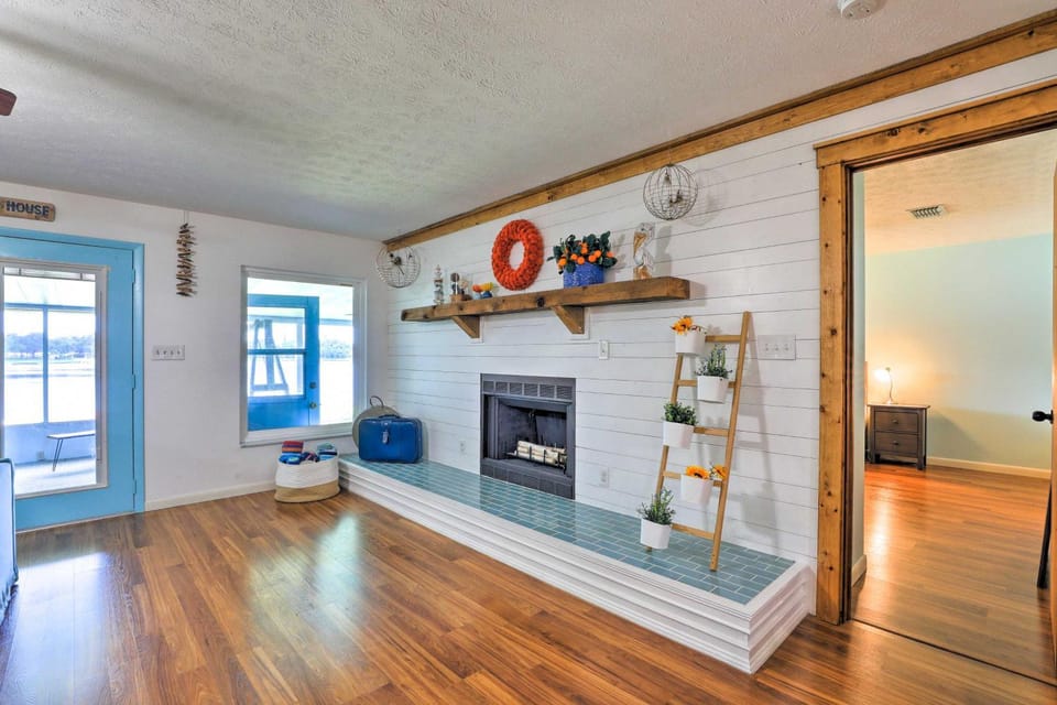 Lakefront Babson Park Escape: Pet Friendly! House in Osceola County