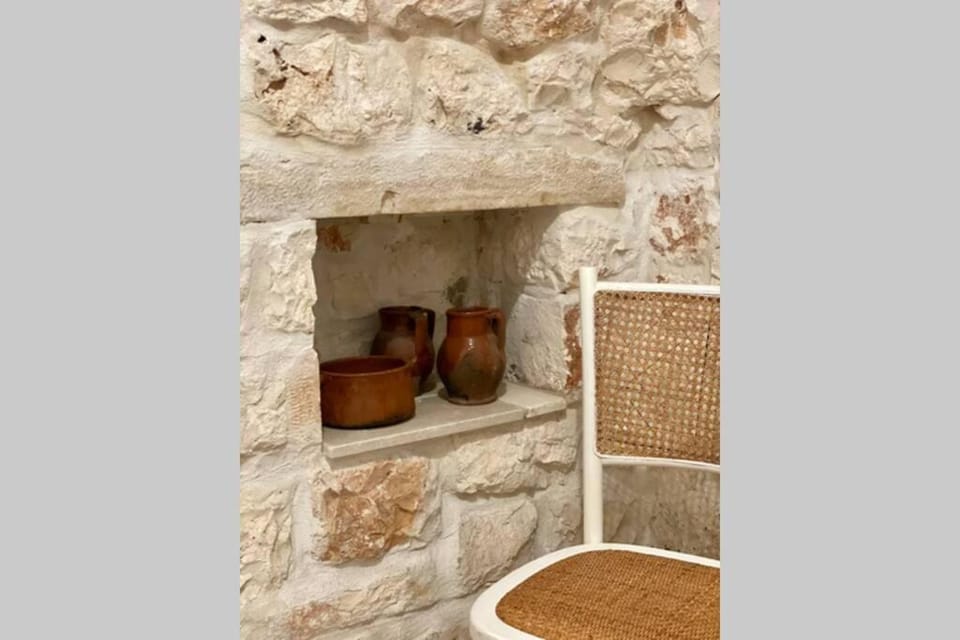 Idyllischer Trullo mit Pool Villa in Province of Taranto