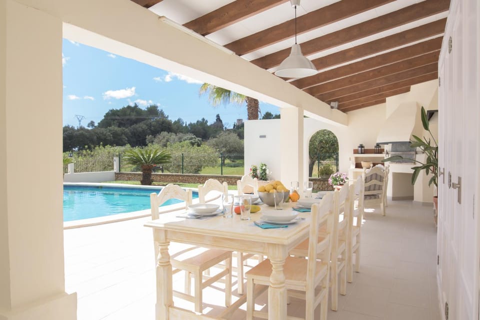 BBQ facilities, Balcony/Terrace
