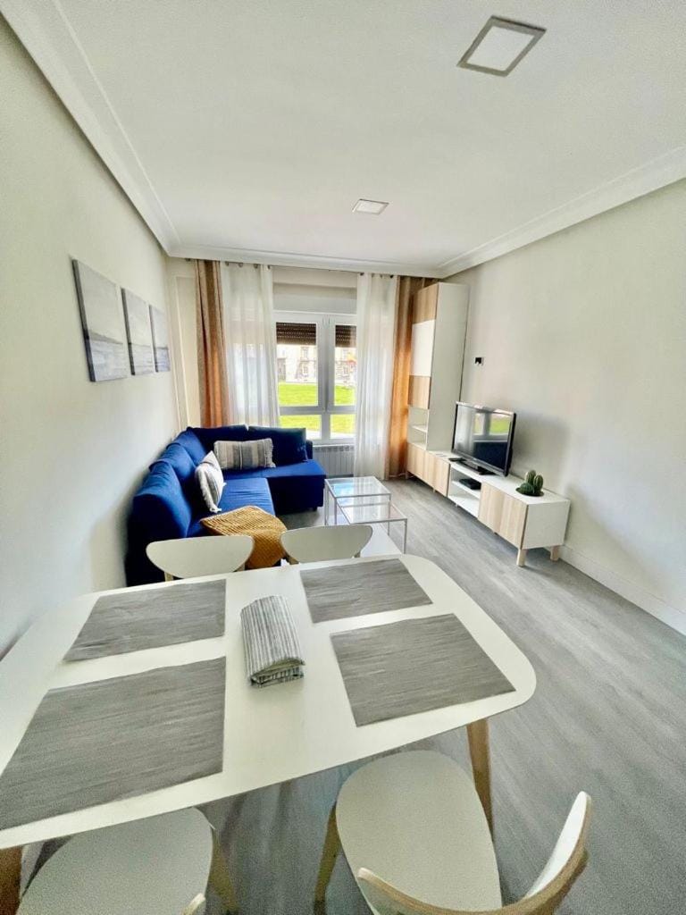 Living room, Lounge or bar