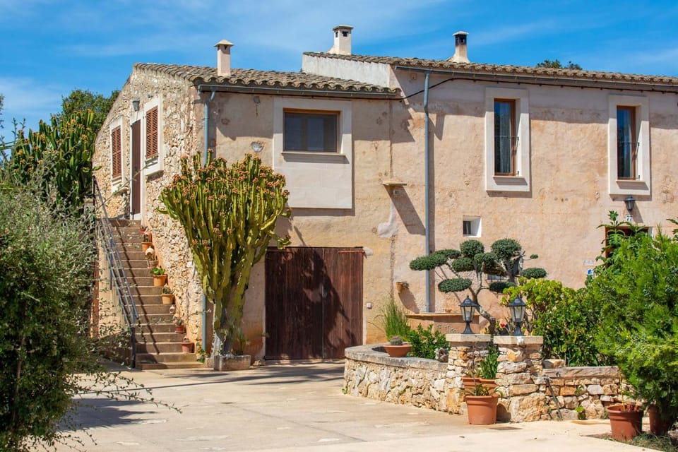 Finca Cavea Villa in Migjorn