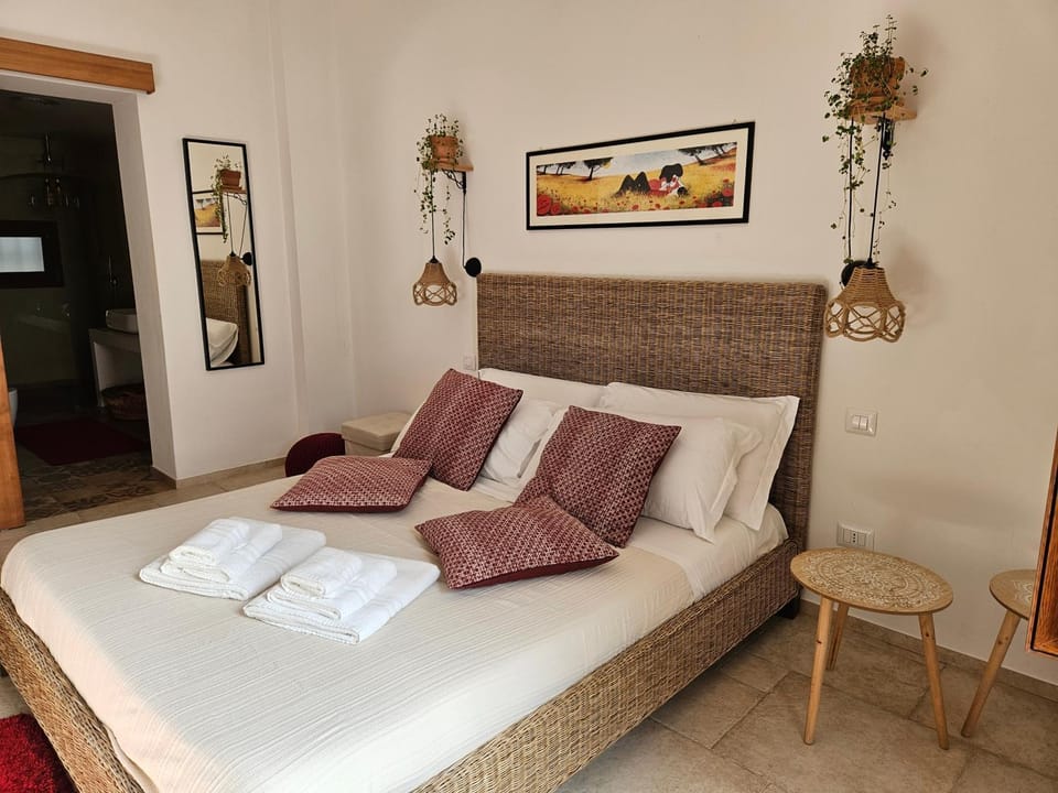 Bed, Photo of the whole room