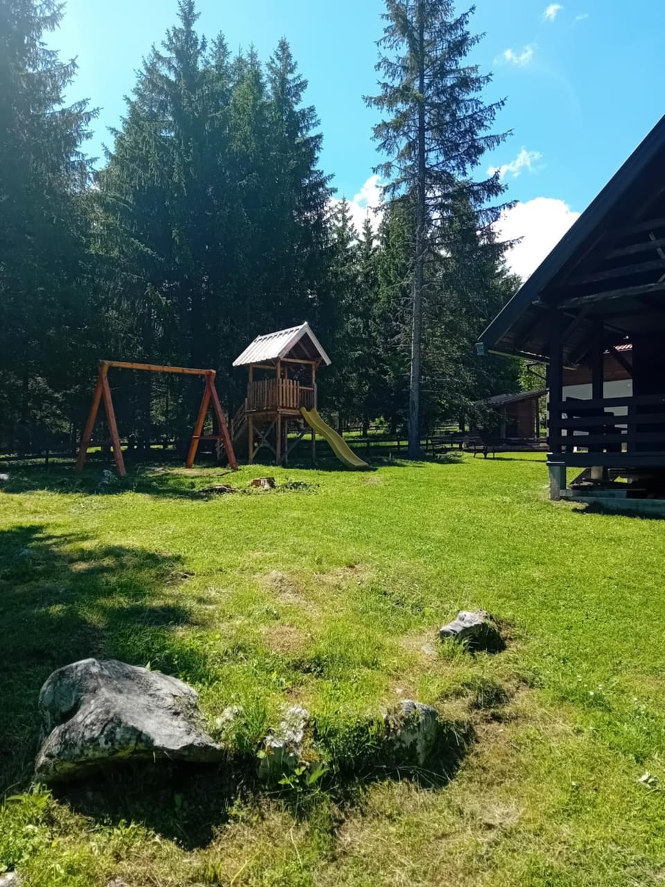 Brvnara Vidikovac House in Zlatibor District, Serbia