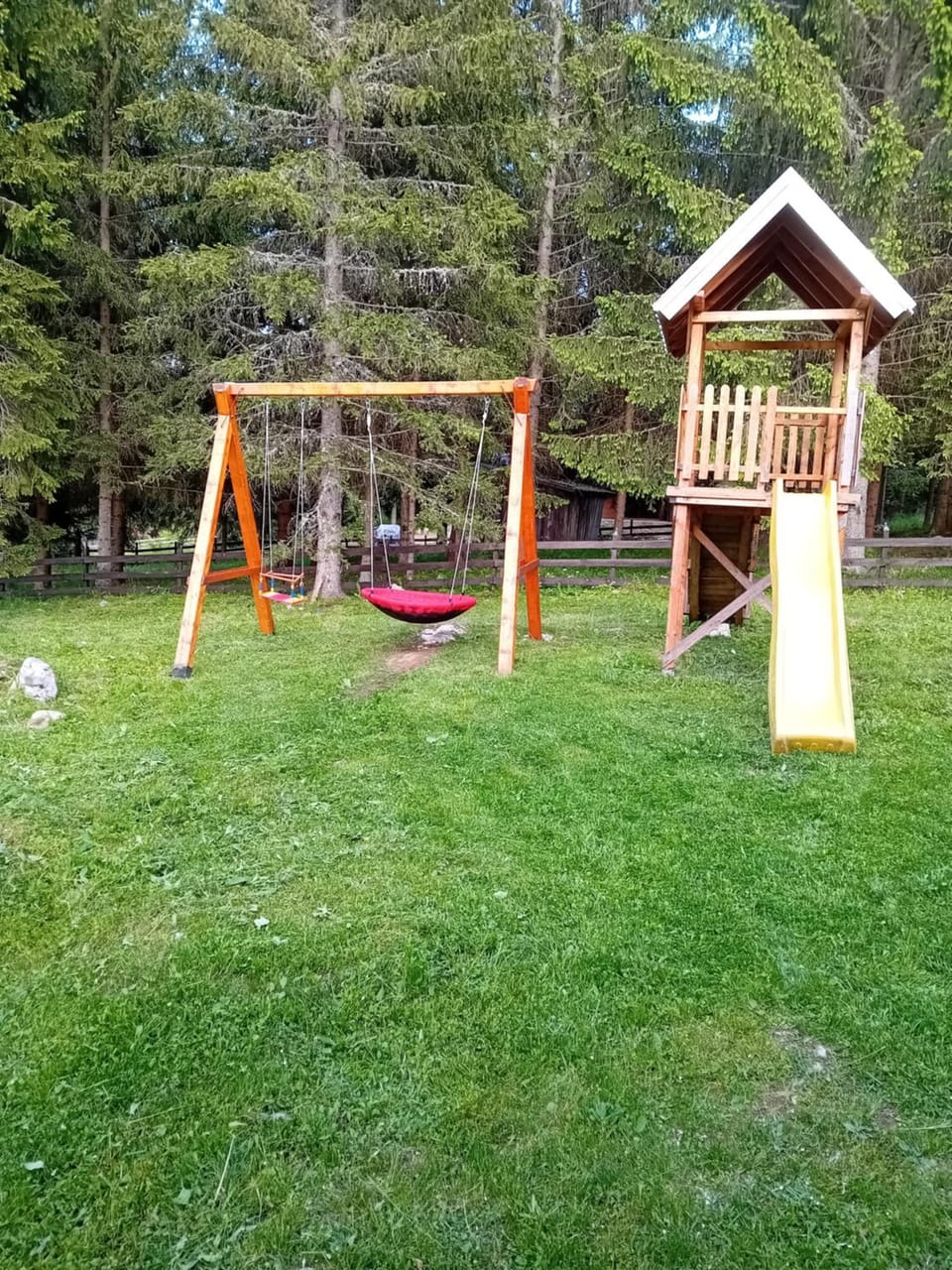 Brvnara Vidikovac House in Zlatibor District, Serbia