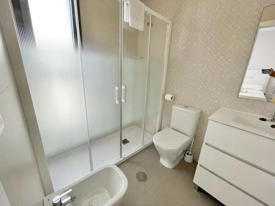 Shower, Bathroom