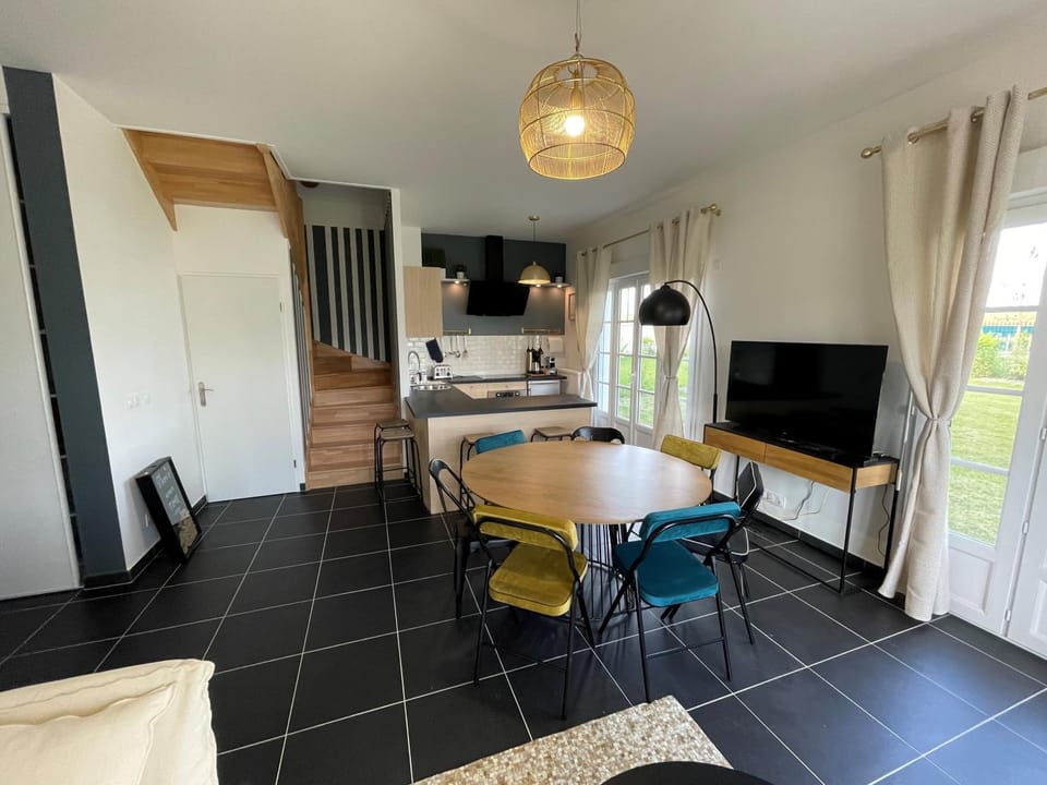 superbe villa au pied de Disneyland et val d'Europe Villa in Chessy