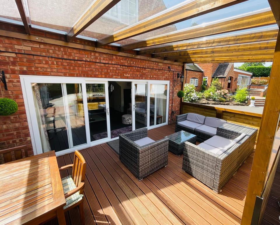 Adorable 2 bedroom countryside guesthouse House in Wyre Forest District