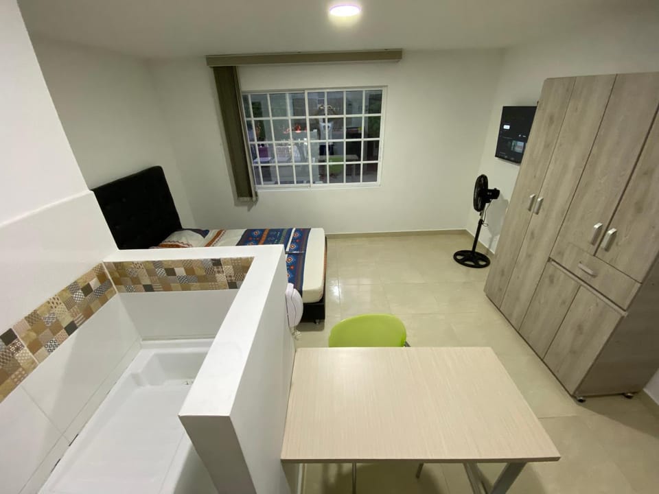 Extraordinario aparta estudio NUEVO champagnat Apartment in Cali