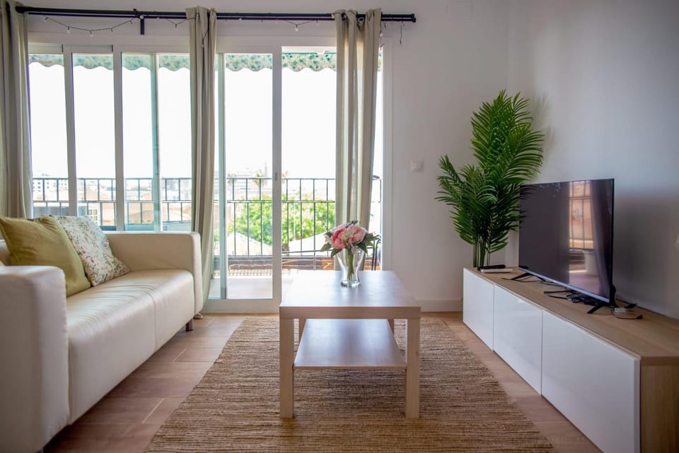 TV and multimedia, View (from property/room), View (from property/room), Living room