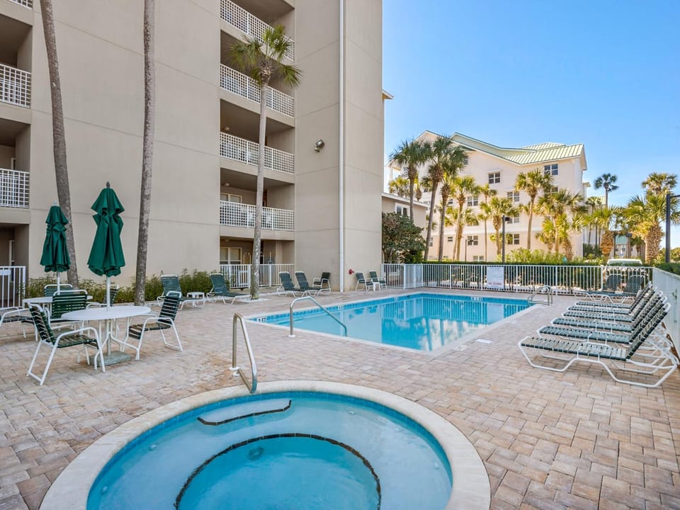 Emerald Dunes 303 by Newman-Dailey Apartment in Destin