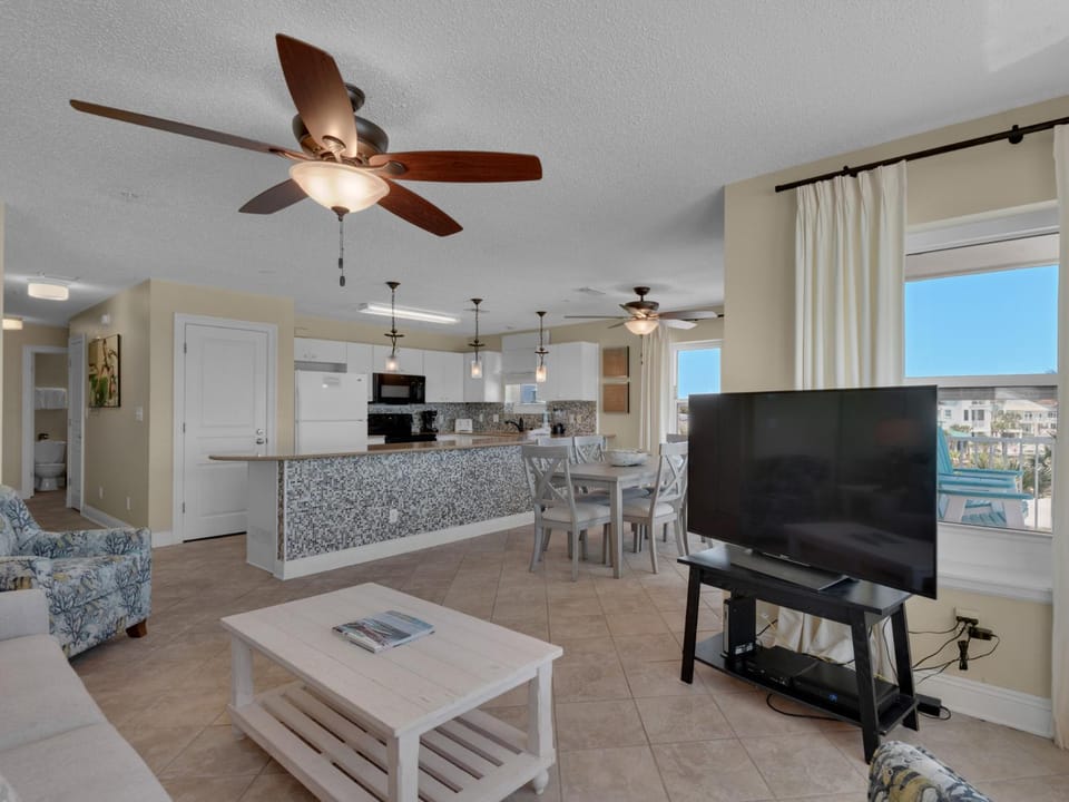 Emerald Dunes 301 by Newman-Dailey Apartment in Destin