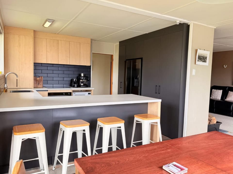 Kiwi Holidays in Cromwell House in Otago