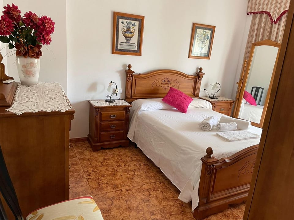 Precioso apartamento de dos plantas con vistas Apartment in Frigiliana