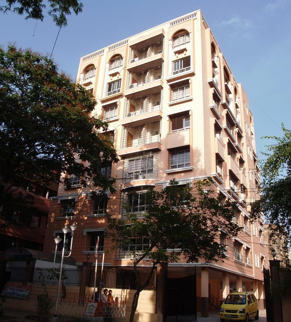 Property building, Day