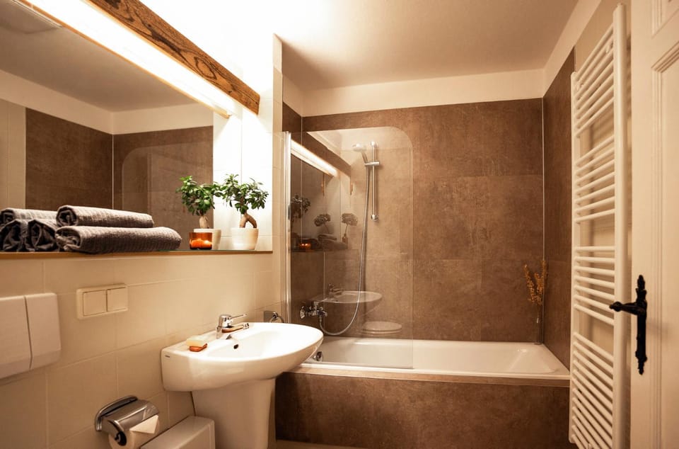 Shower, Bathroom, Bath