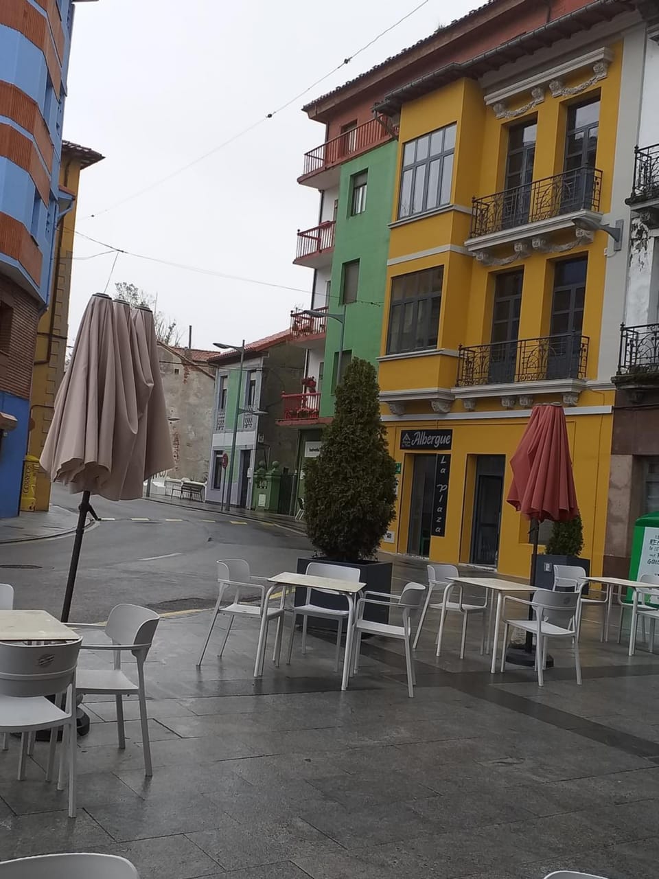 Property building, Location