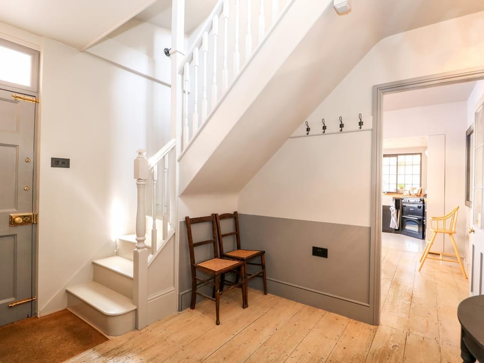 12 Banks Street House in England