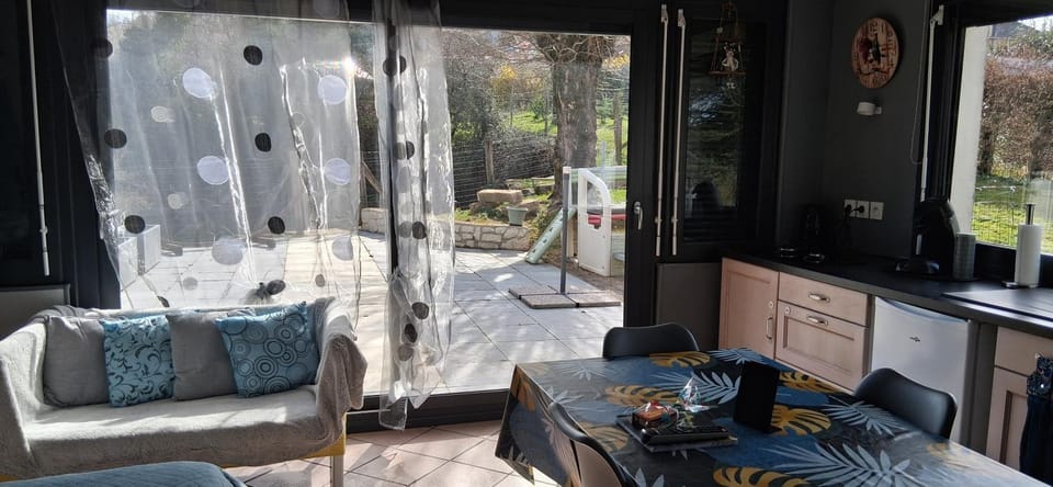 Studio au bord de l'étang Apartment in Bourgogne-Franche-Comté