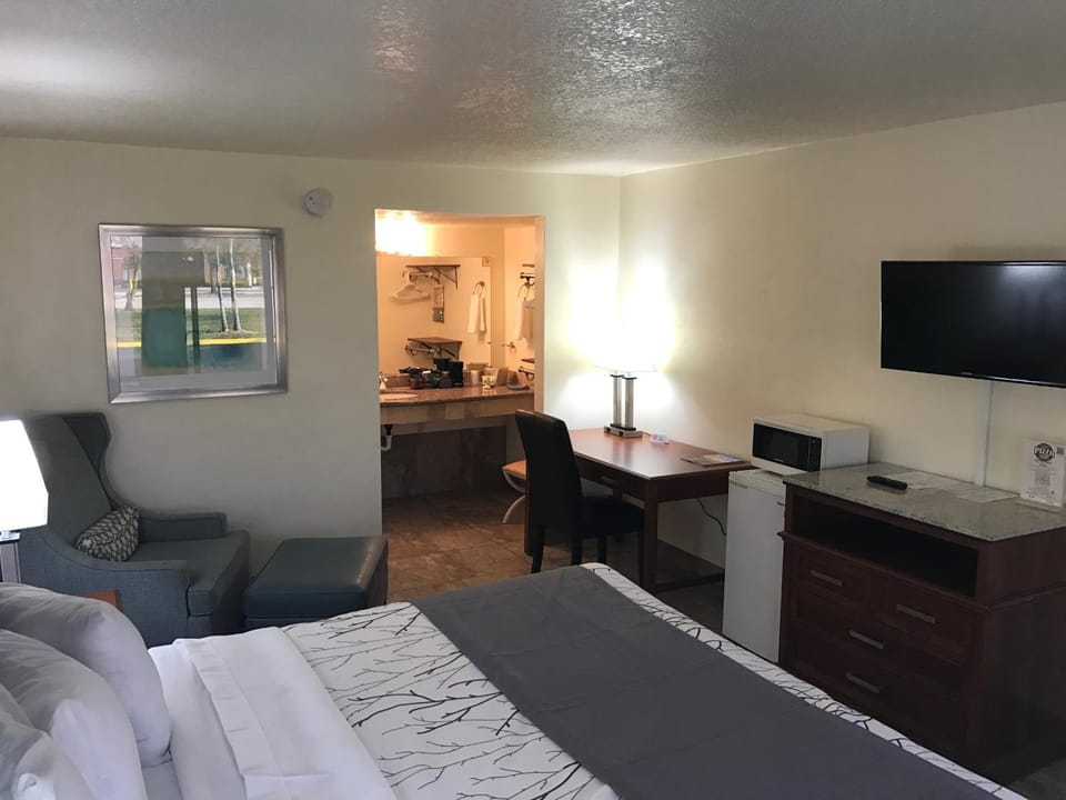 At Home Inn - Fort Pierce Hotel in Fort Pierce