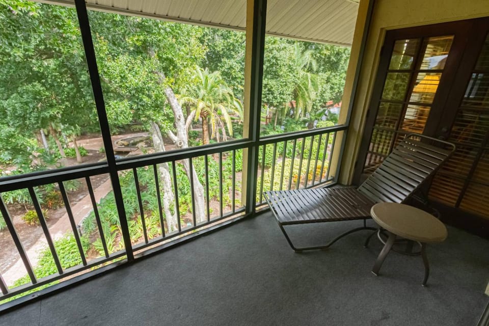 Park Shore Resort-3rd Floor-Bldg. E House in Naples