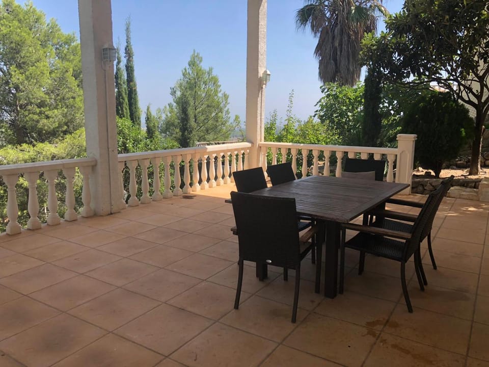 Spring, Day, Garden, View (from property/room), Balcony/Terrace, Dining area, Garden view, Sea view, Sea view, Swimming pool
