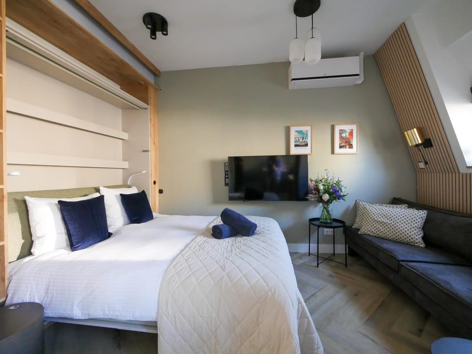 Hosted by Wendy Prins Willem 3 Apartment in The Hague