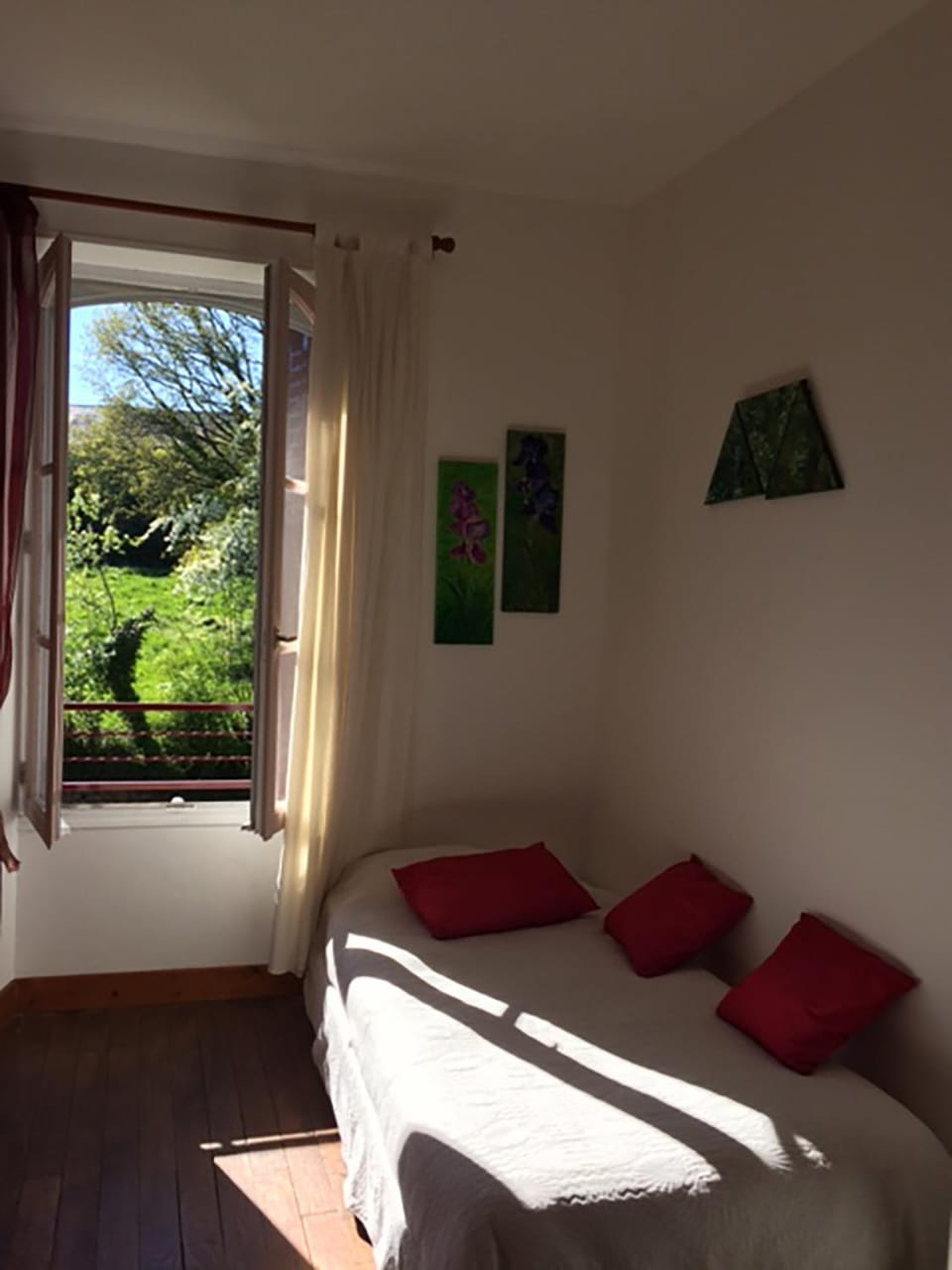 Bedroom, Garden view