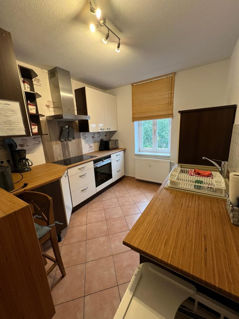 Kitchen or kitchenette, stove, kitchen