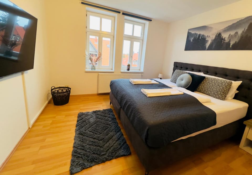Bed, Bedroom