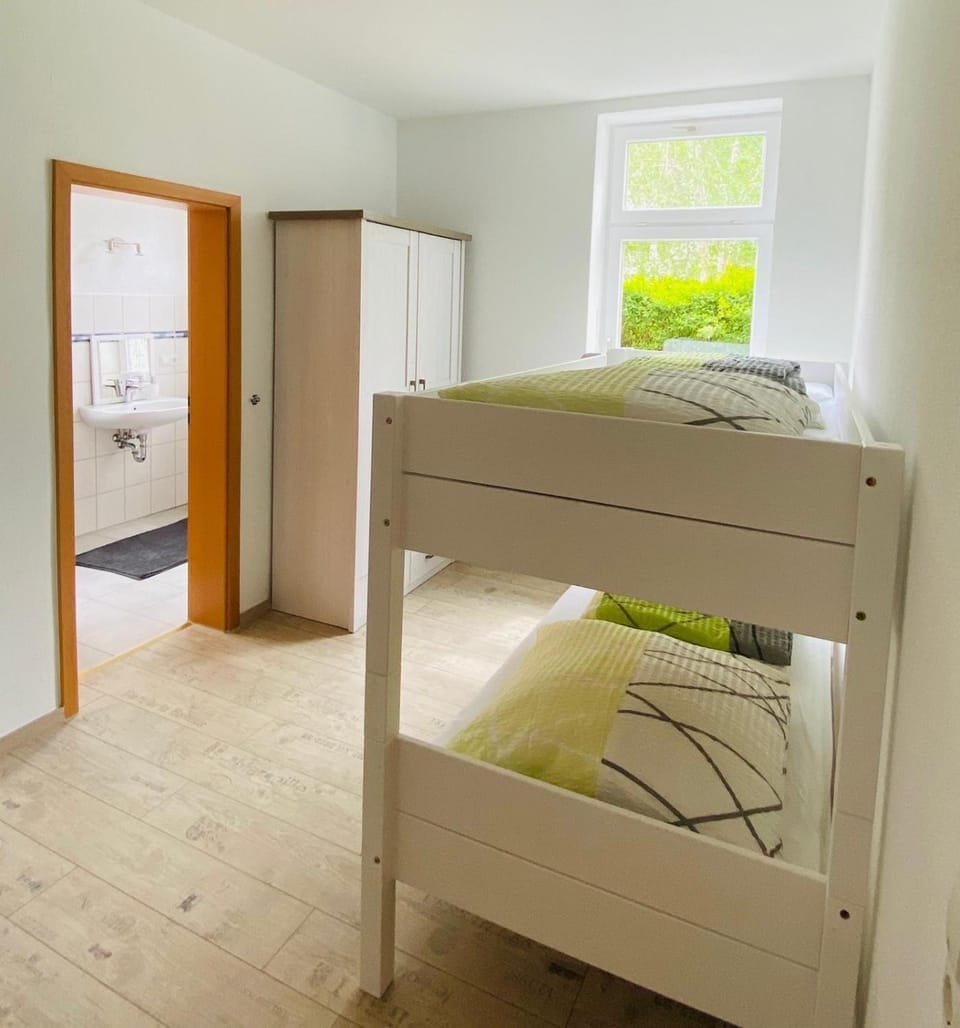 bunk bed