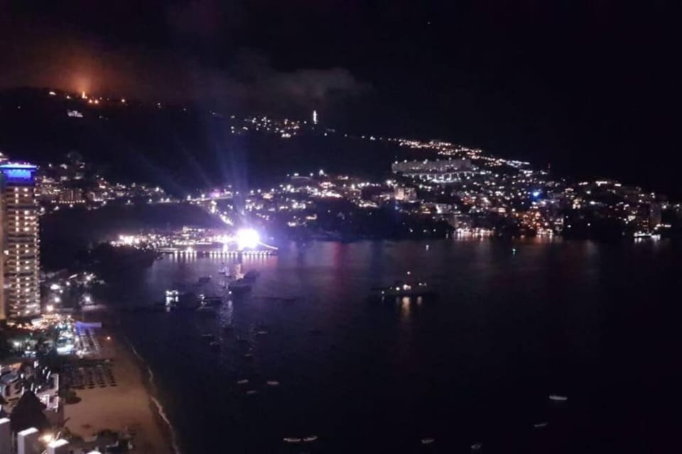 Acapulco María Bonita - Alberca Abierta - A Pie de Playa Apartment in Acapulco