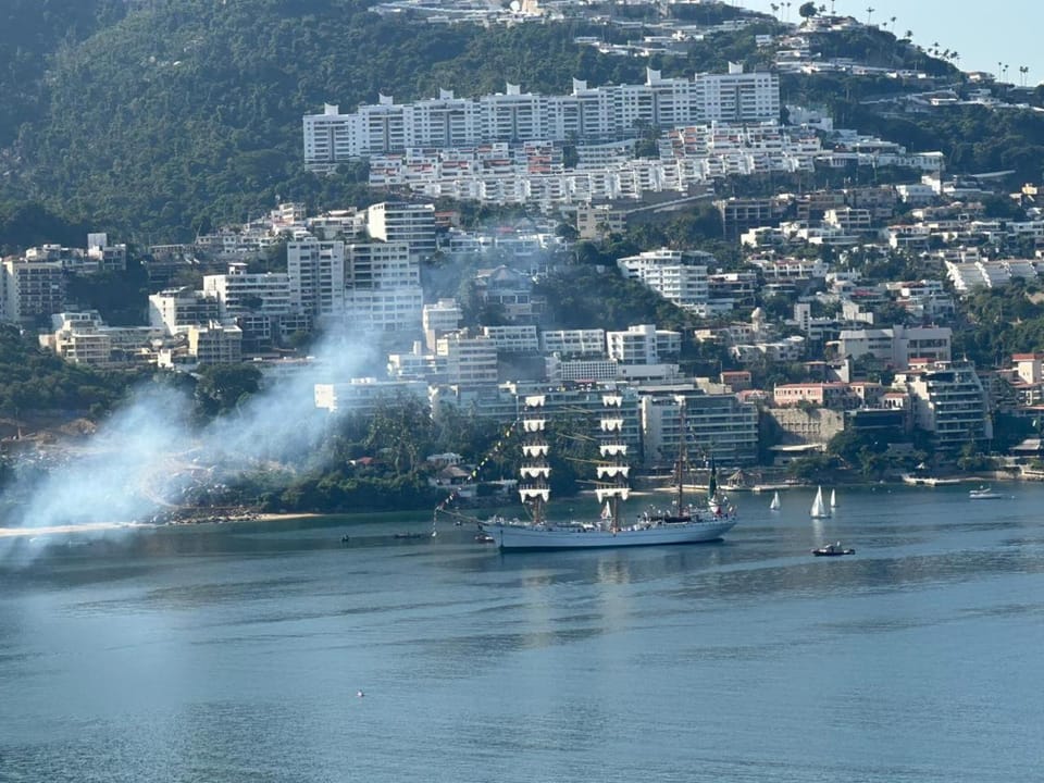 Acapulco María Bonita - Alberca Abierta - A Pie de Playa Apartment in Acapulco