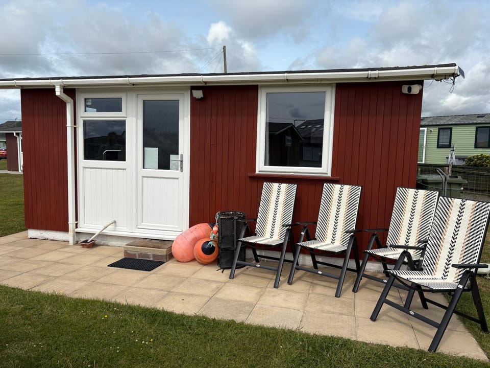 Modern Funky Private Chalet at the Beach Chalet in Wales