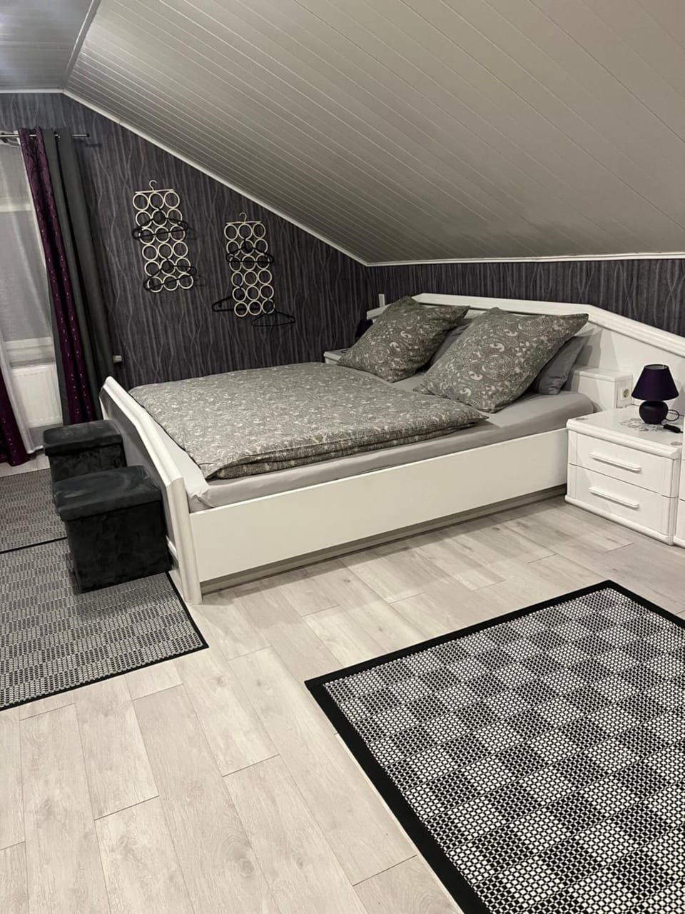 Modern mitten in der Stadt und doch sehr ruhig 2 Minuten zu Therme Apartment in Rhineland-Palatinate