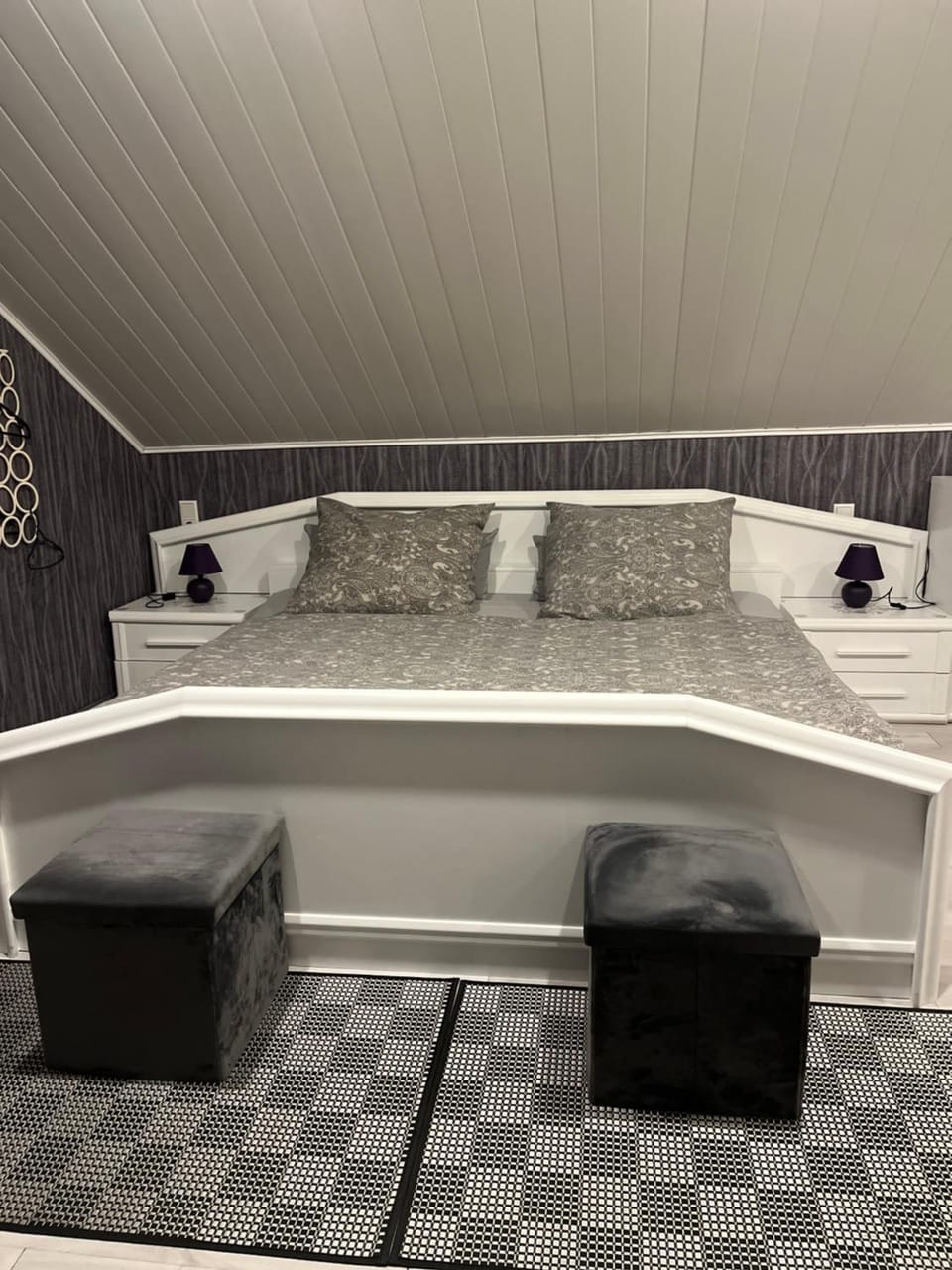 Modern mitten in der Stadt und doch sehr ruhig 2 Minuten zu Therme Apartment in Rhineland-Palatinate