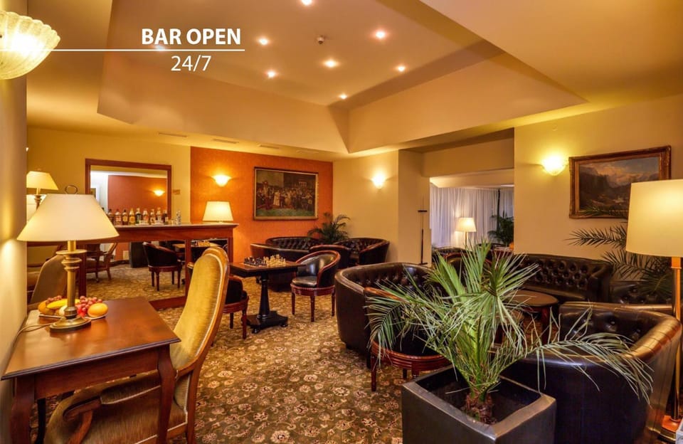 Lounge or bar