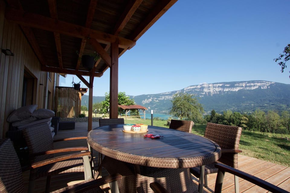 SOUKAVATi TOUSBHITA AKANISHTA KEAJRA Apartment in Auvergne-Rhône-Alpes