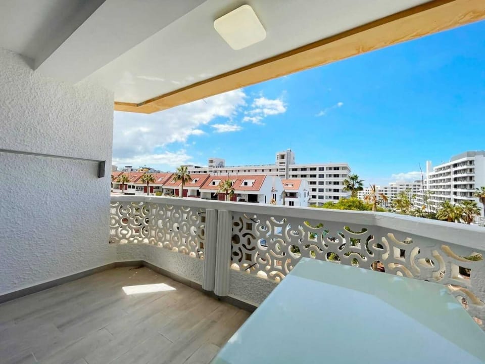 Day, Balcony/Terrace