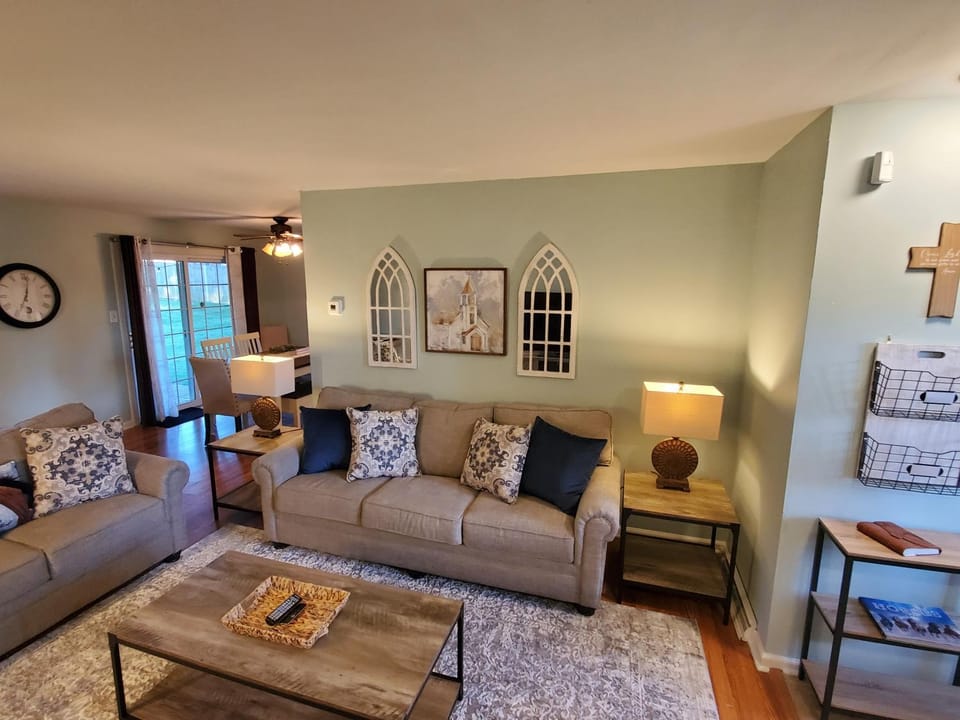 Andrea Abode home House in Lexington