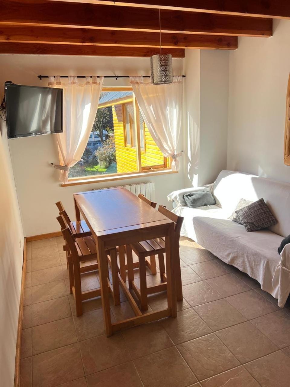 Departamento con pileta climatizada Roca Apartment in San Martín de los Andes
