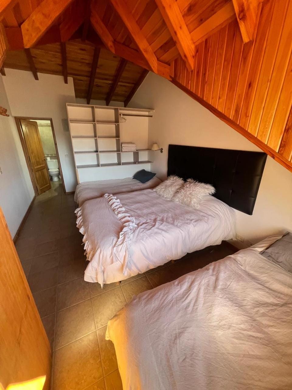 Departamento con pileta climatizada Roca Apartment in San Martín de los Andes