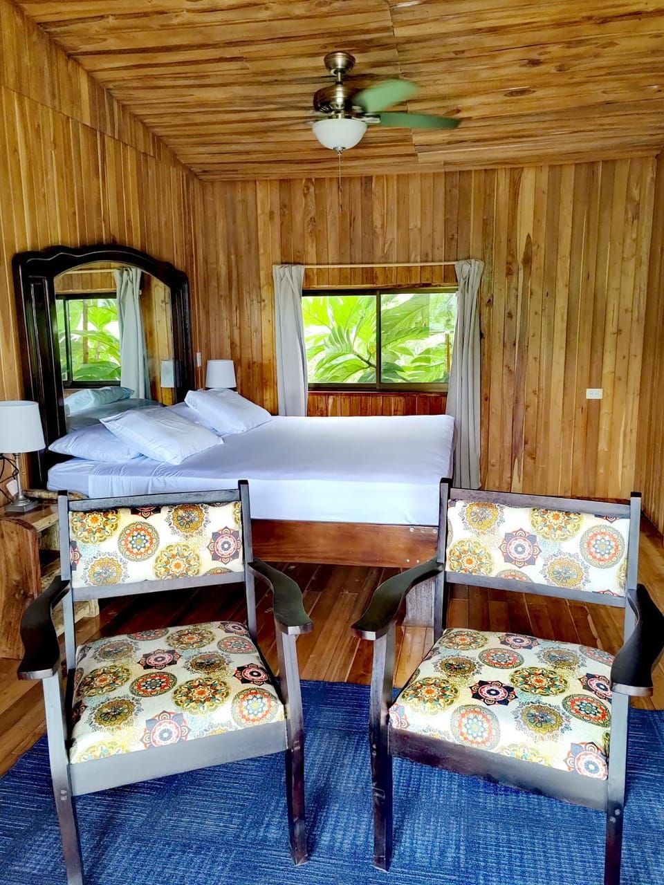 Bed, Living room, Bedroom