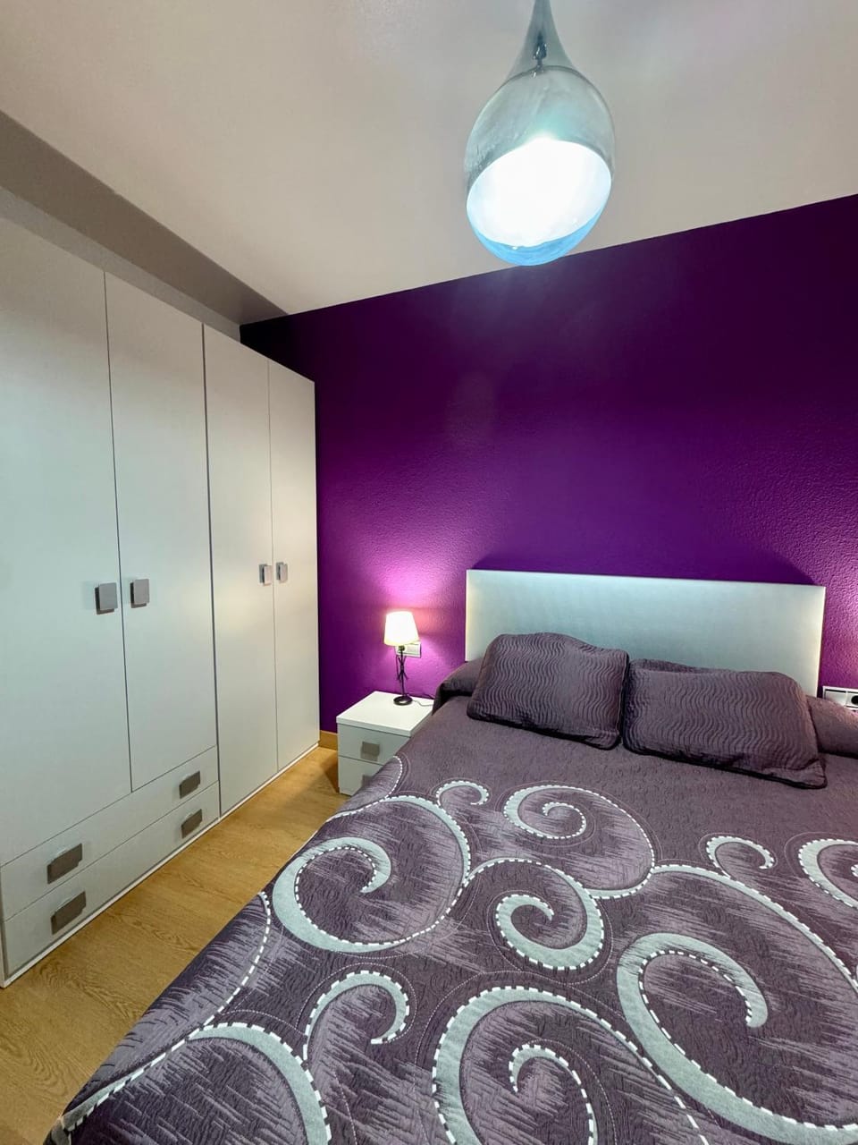 Bed, Photo of the whole room, Bedroom, wardrobe