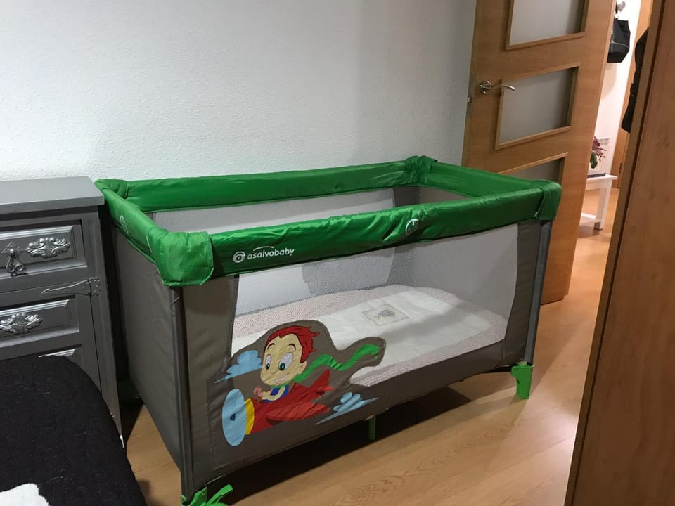 Bed, Bedroom, cot