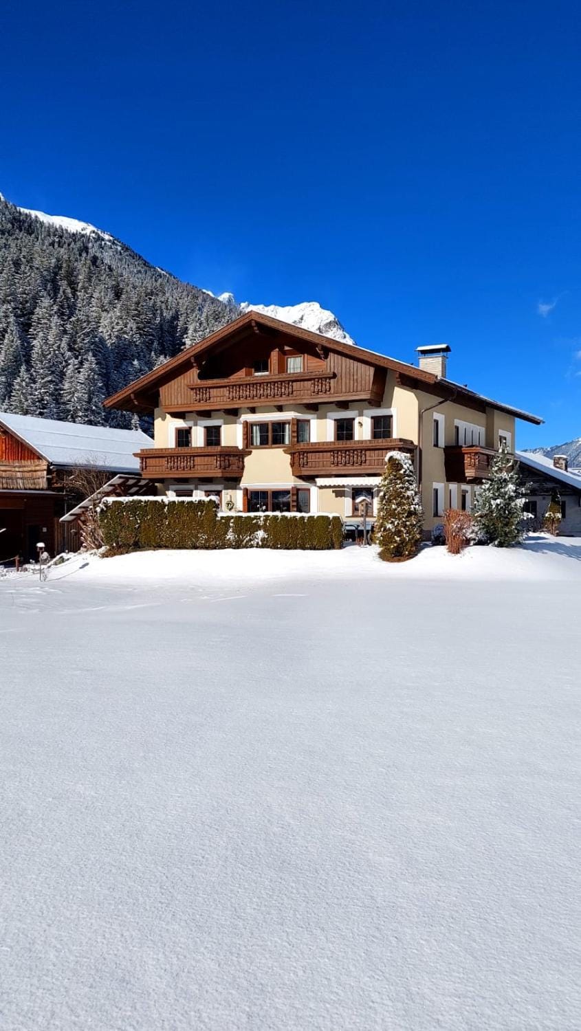 Property building, Winter